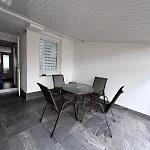 Apartment V 2